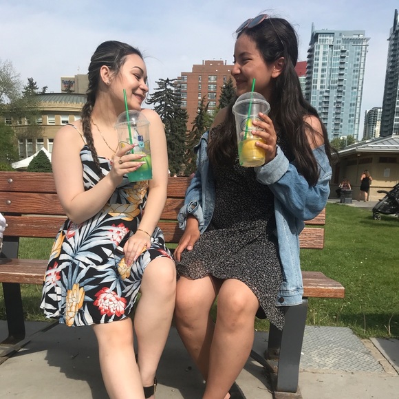 Meet your Posher, Taylor - Picture 1 of 1